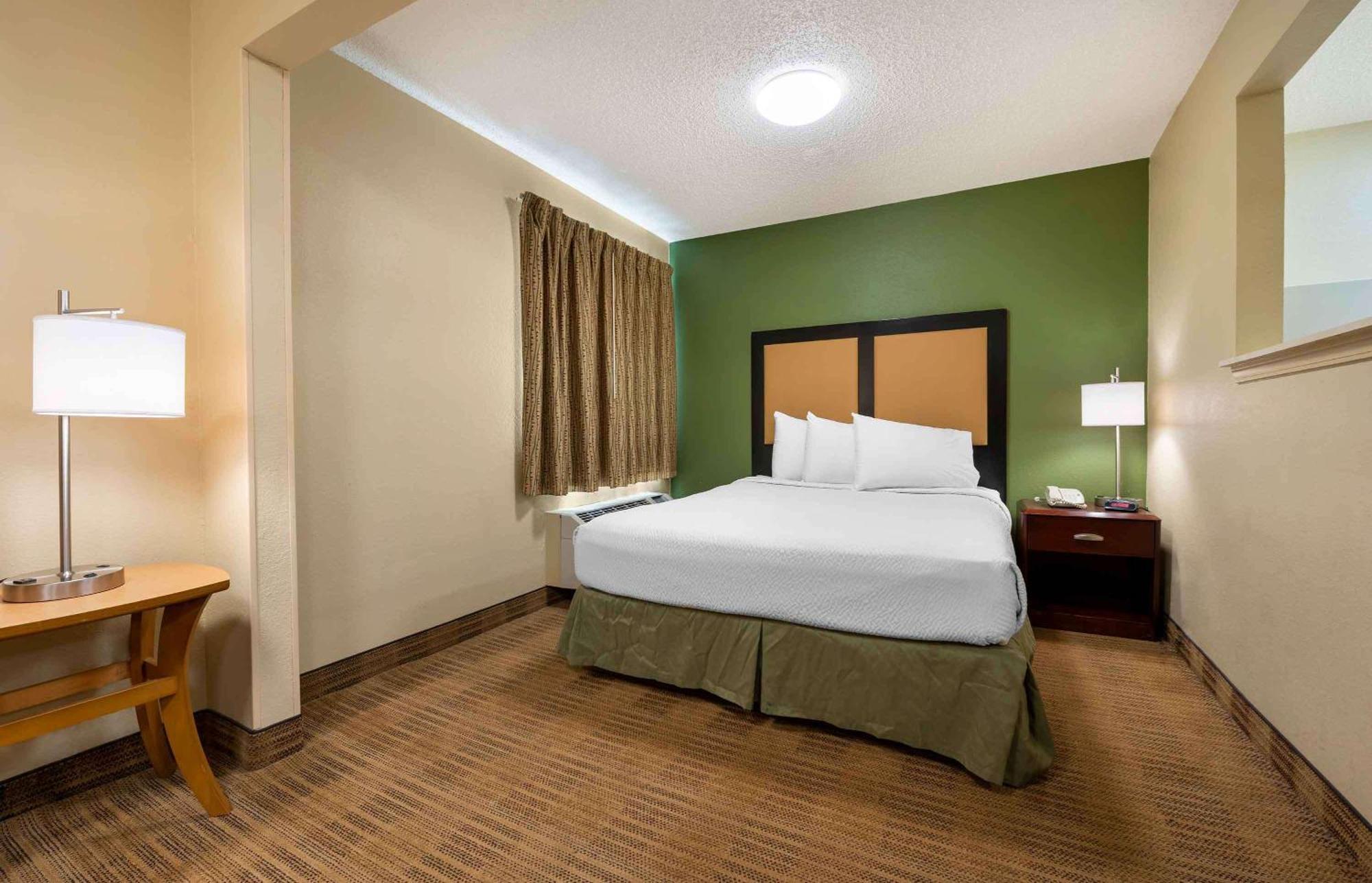 Suburban Studios Indianapolis Northwest - College Parks Ngoại thất bức ảnh